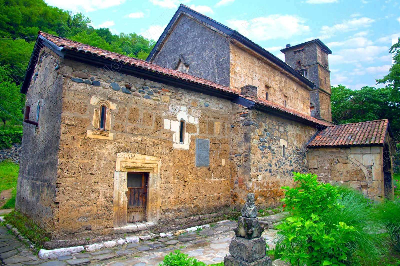 Ubisa Monastery 